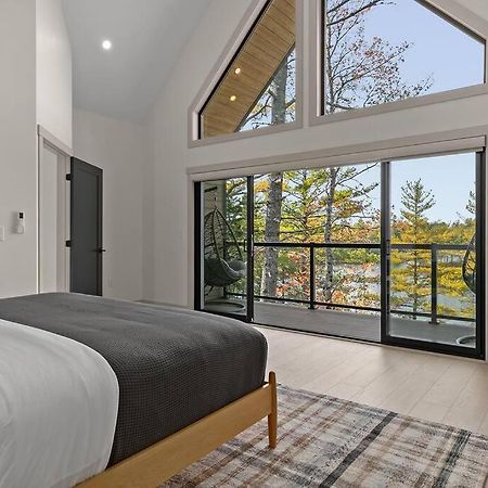 Numinous Cottage Long Lake Oasis Centre Rawdon エクステリア 写真